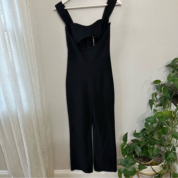 House Of CB Yasmeen Cutout Jumpsuit in Black - Picture 3 of 8